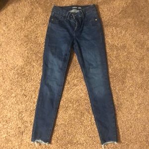 Rockstar Super Skinny Jeans with Built in sculpt and raw hem